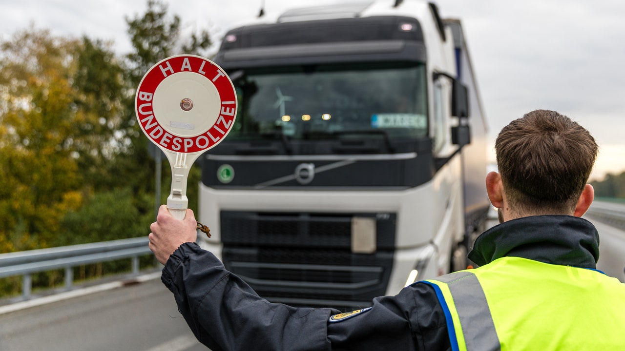 Ab diesem Montag ignoriert Deutschland die Kritik und führt Kontrollen an allen seinen Landgrenzen ein, um die Migration zu stoppen