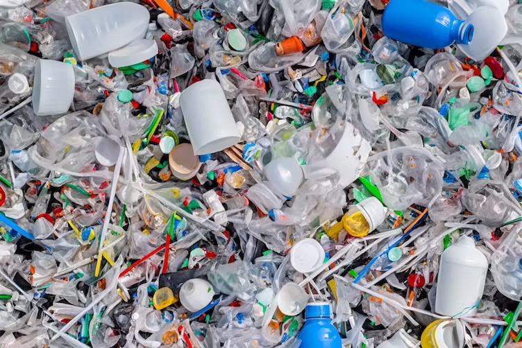 Plastic pollution hotspots pinpointed in new research – India ranks top due to high levels of uncollected waste
