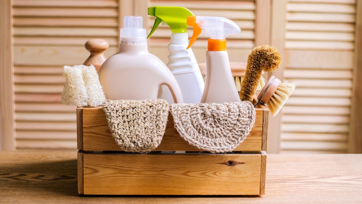 Professionelle Reinigungskräfte warnen davor, dass diese 13 Produkte Geldverschwendung sind – hier erfahren Sie, warum Sie aufhören sollten, sie zu kaufen, und was Sie stattdessen kaufen sollten
