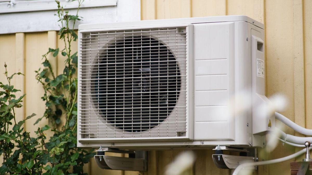 Müssen Sie im Winter wirklich eine Wechselstromeinheit abdecken? HLK -Experten warnen, dass es mehr schaden als nützen wird