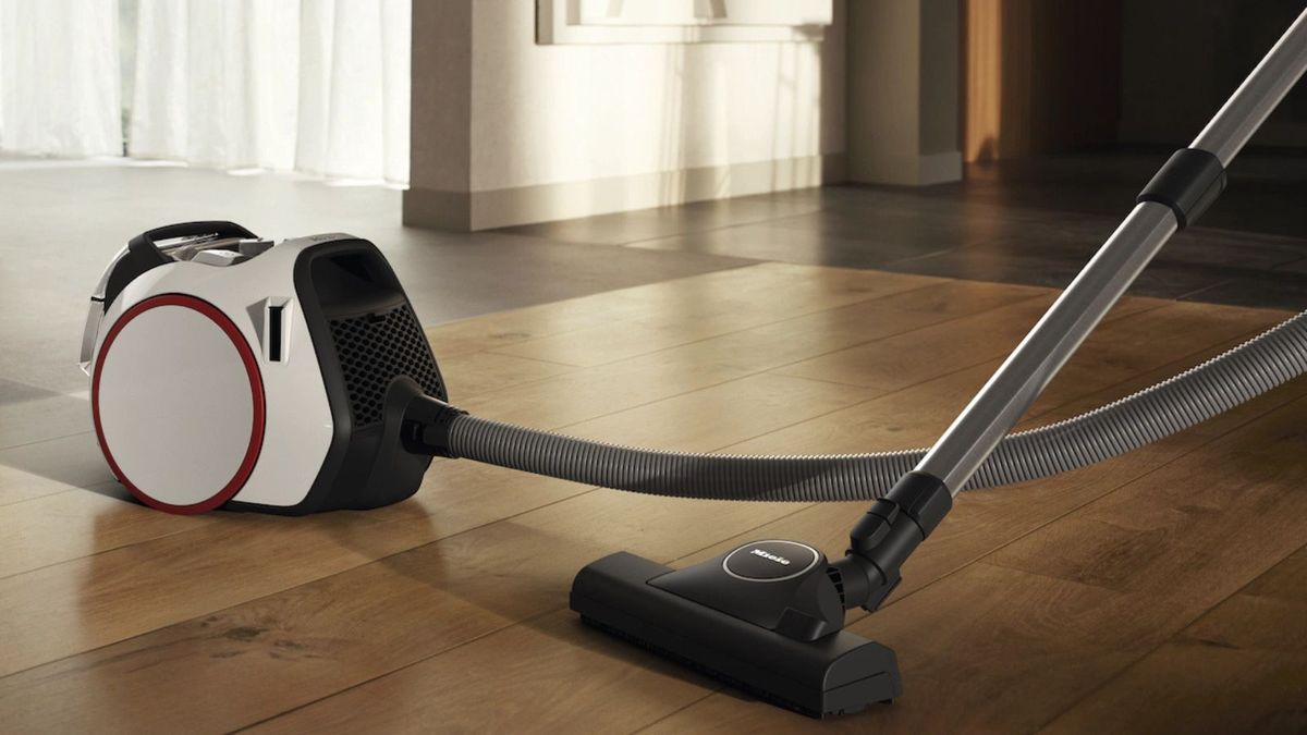 Testbericht des Bodenstaubsaugers Miele Boost CX1 – ein leistungsstarker Staubsauger, der sich nur für die Reinigung bestimmter Böden eignet