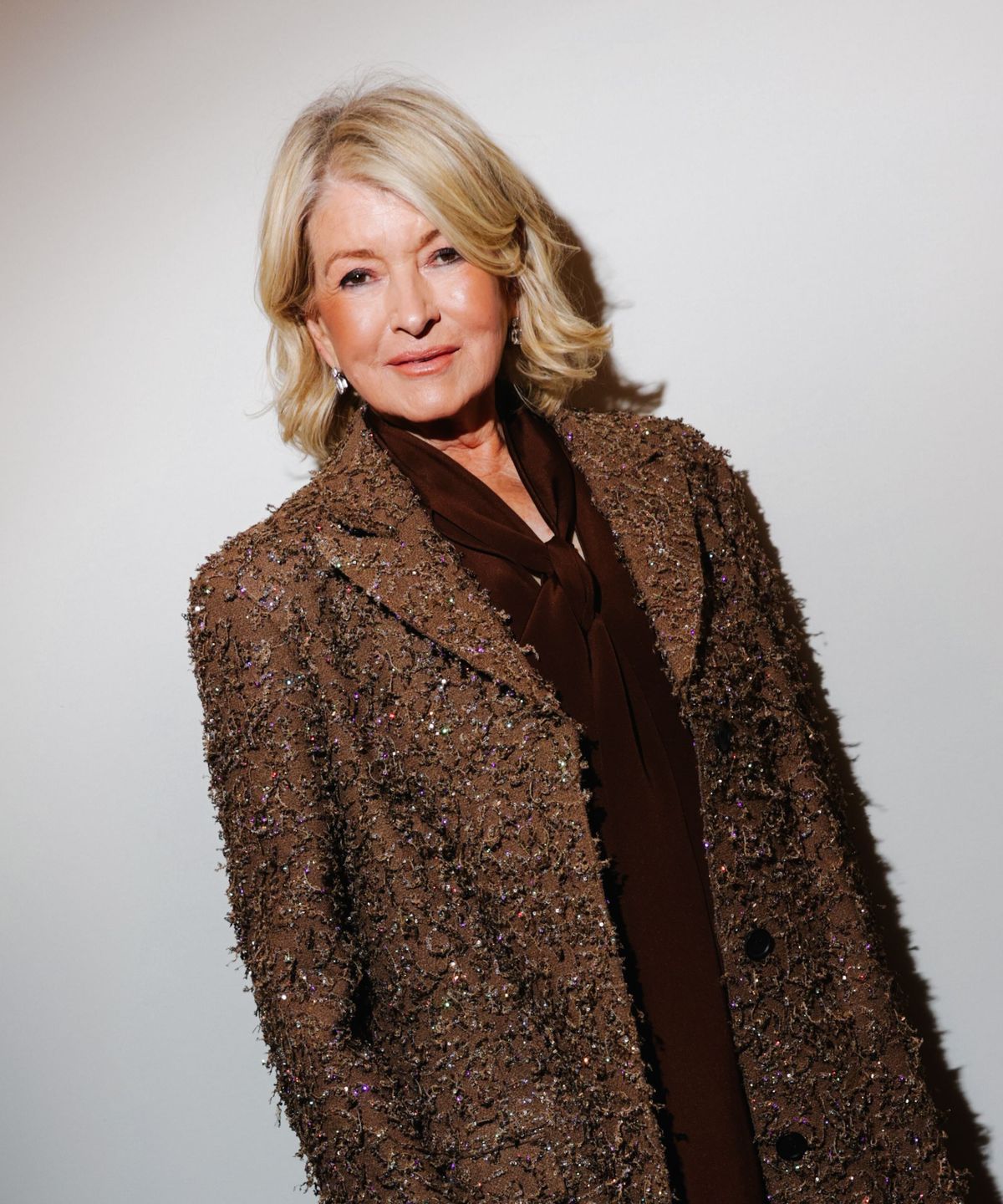 Martha Stewart hat den perfekten neutralen Akzentstuhl entworfen und ist auf Wayfair versteckt (mit 50% Rabatt)-es ist das ultimative Wohnzimmer-Muss