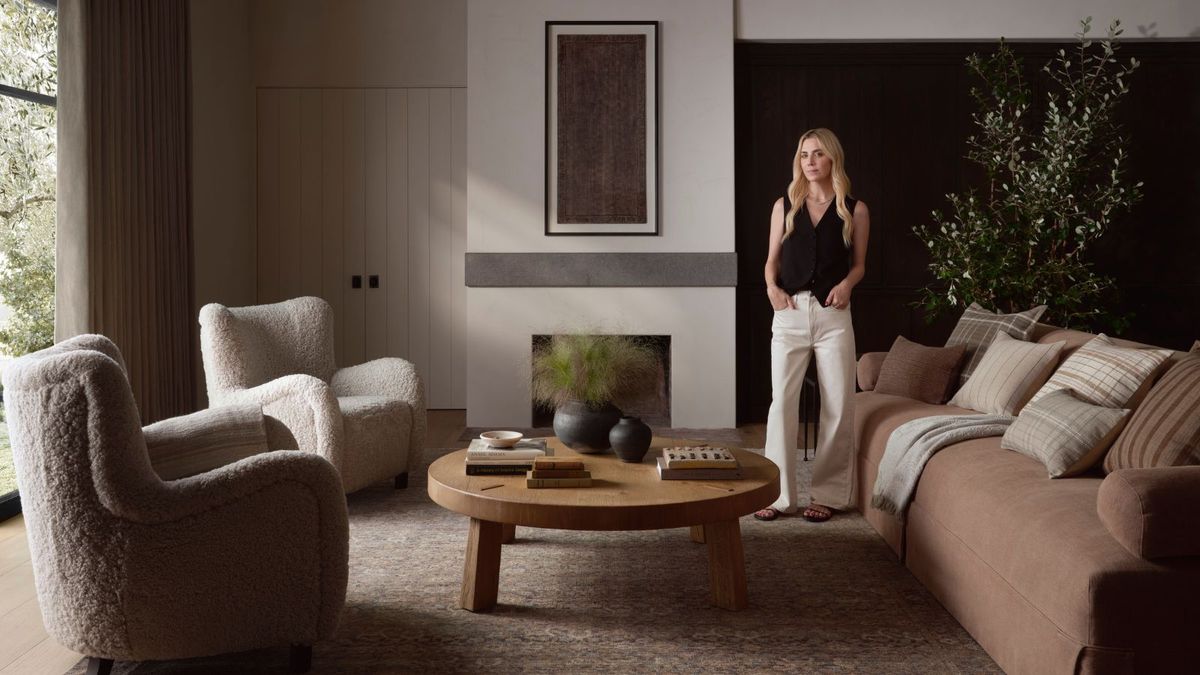 Amber Lewis hat gerade ihre neue Kollektion mit Loloi -Teppichen gestartet - und jedes Design verwischt die Grenze zwischen Vintage und neu ".