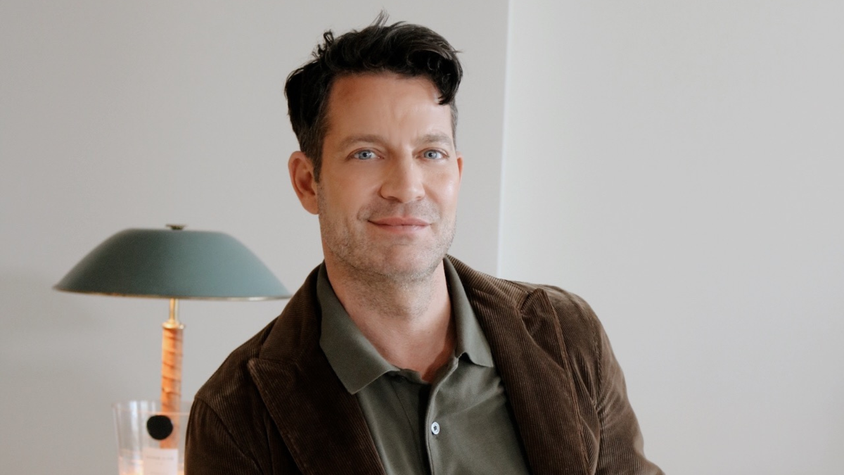 Nate Berkus hat gerade seine Geheimnisse geteilt, um Marmor in seinem ganzen Haus erfolgreich zu benutzen - einschließlich des genauen Typs, den er am meisten bevorzugt