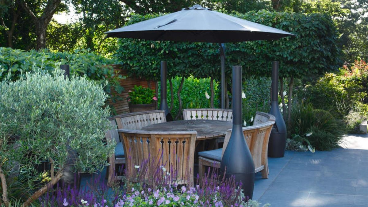 So entwerfen Sie einen zugänglichen Garten - 7 Experten -Tipps, um einen sicheren, schönen Garten zu schaffen, auf den alle zugänglich sind