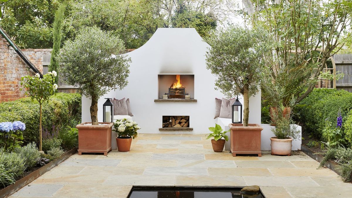 5 Patio -Malereifehler, um zu vermeiden - mit diesen Experten -Tipps fleckige, schäbige Oberflächen abzuwehren