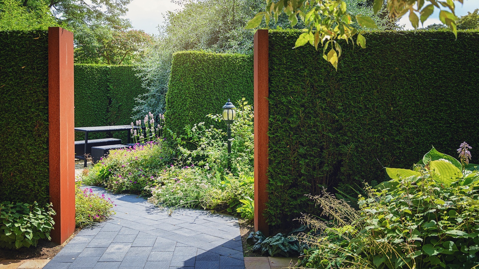 garden rooms, sight lines