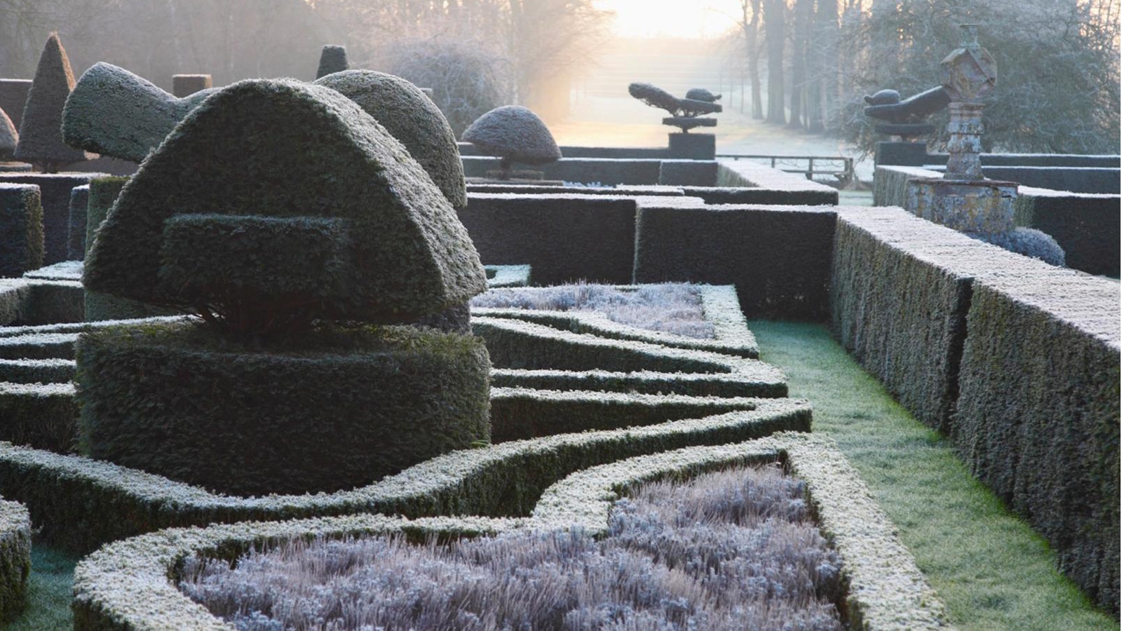 Farmers' Almanac winter forecast 2025