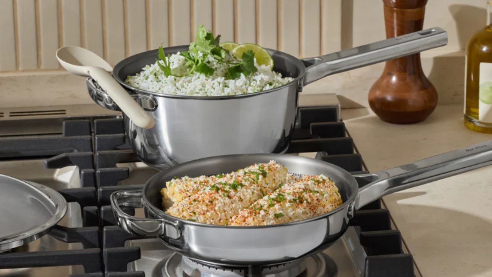 Wenn Sie sich am Prime Day deprimiert fühlen, geraten Sie nicht in Panik, denn der Our Place-Verkauf hat gerade richtig Fahrt aufgenommen – hier sind 6 ungiftige Stücke, die ich als professioneller Kochgeschirr-Rezensent zum Kauf empfehle