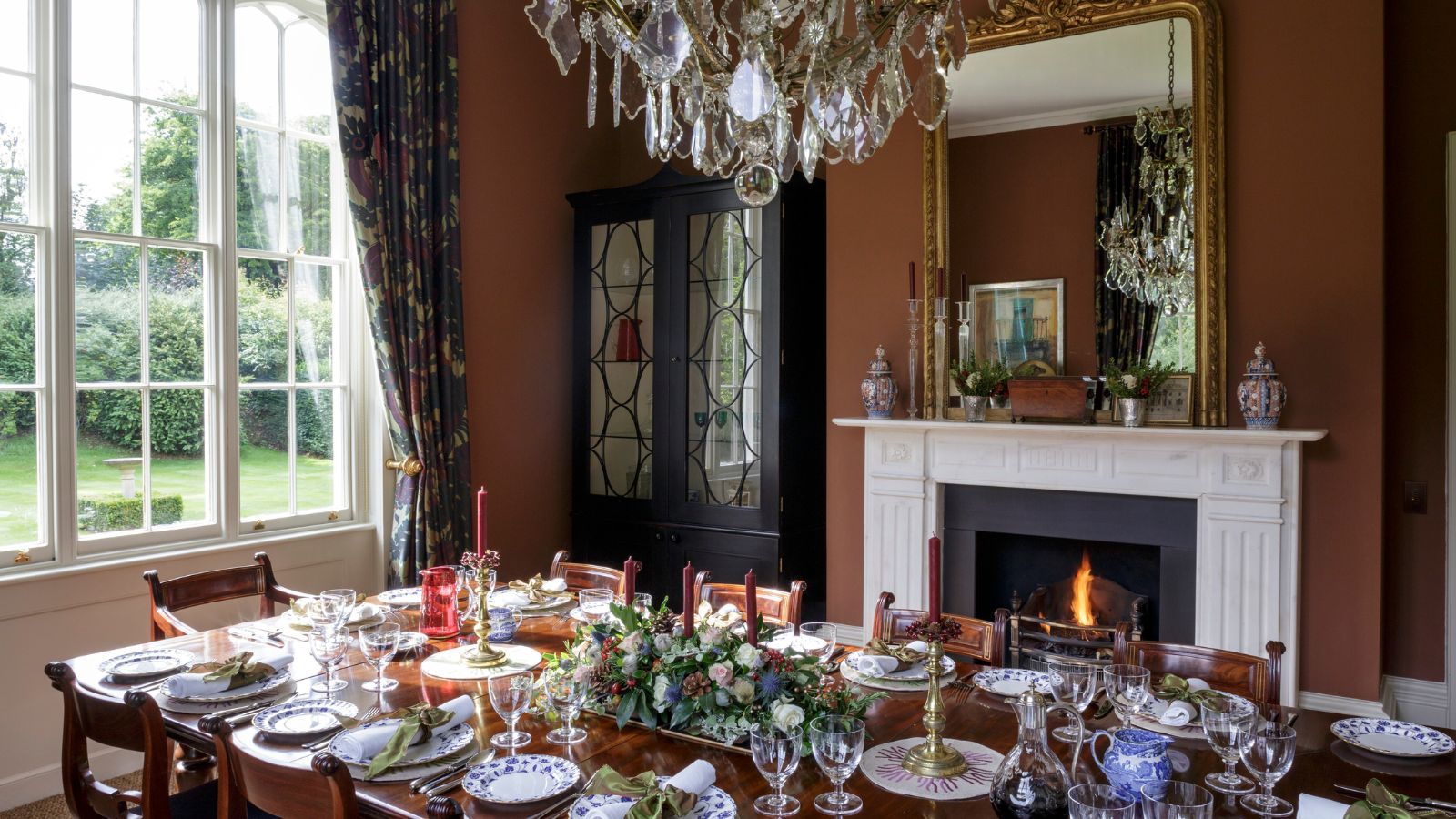 Jahre später liebe ich immer noch Joanna Gaines‘ Thanksgiving-Herzstück-Hack – er ist das Geheimnis einer tadellosen Tischdekoration, jedes Mal