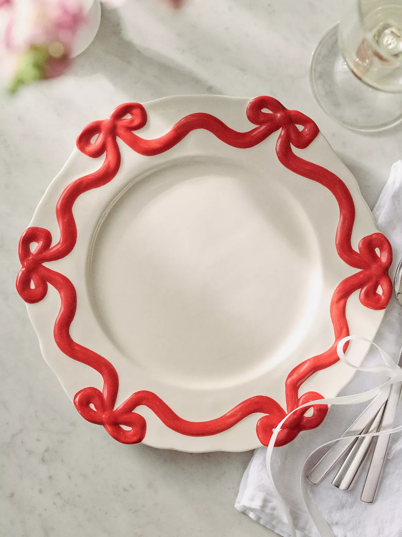 Benedita Bow Steinzeug-Essteller, 4er-Set