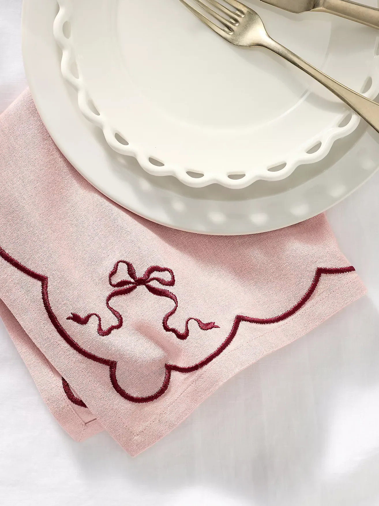 Benedita Bow Cotton bestickte Servietten, 4er-Set