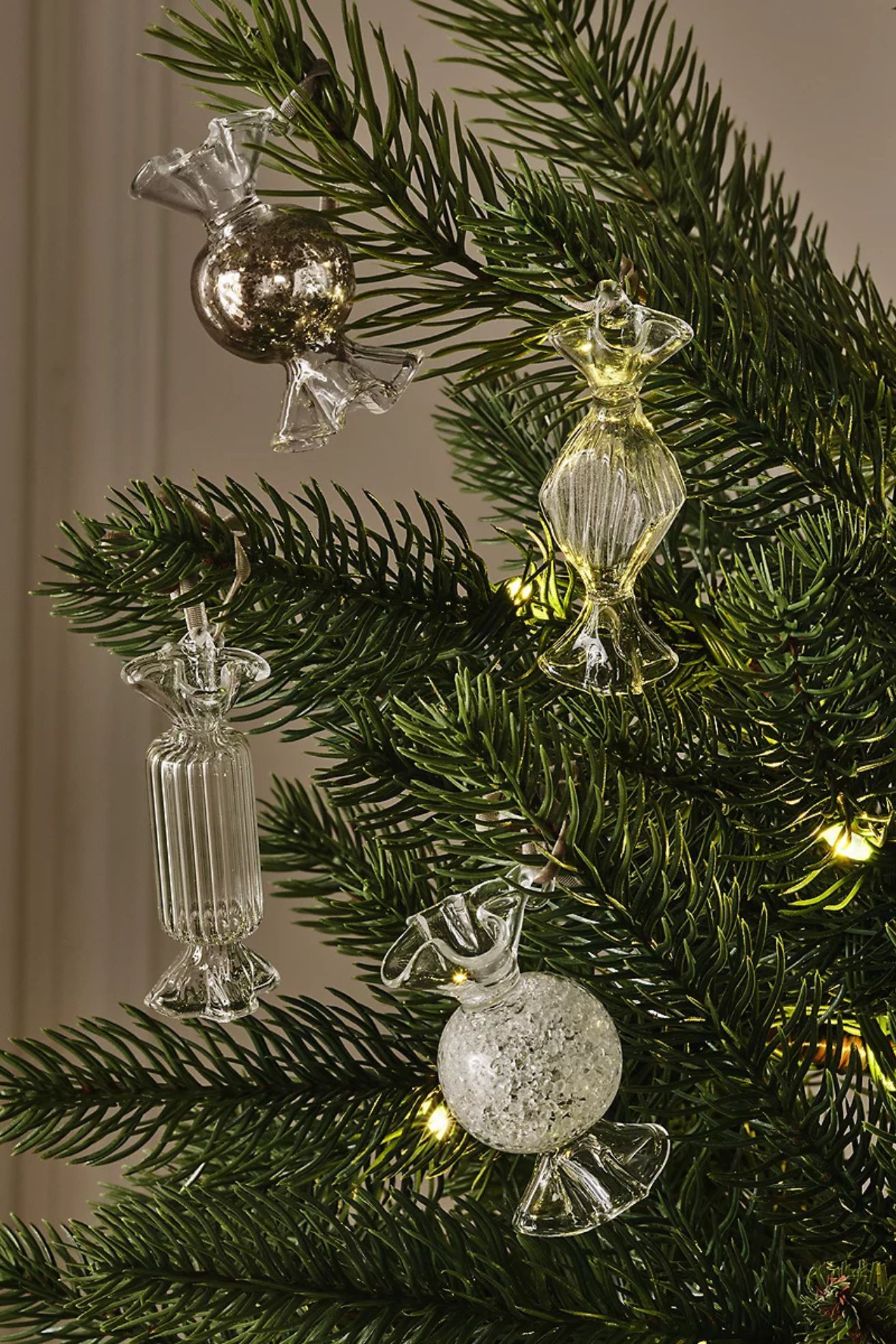 Dekorationen für Süßigkeiten aus Glas 