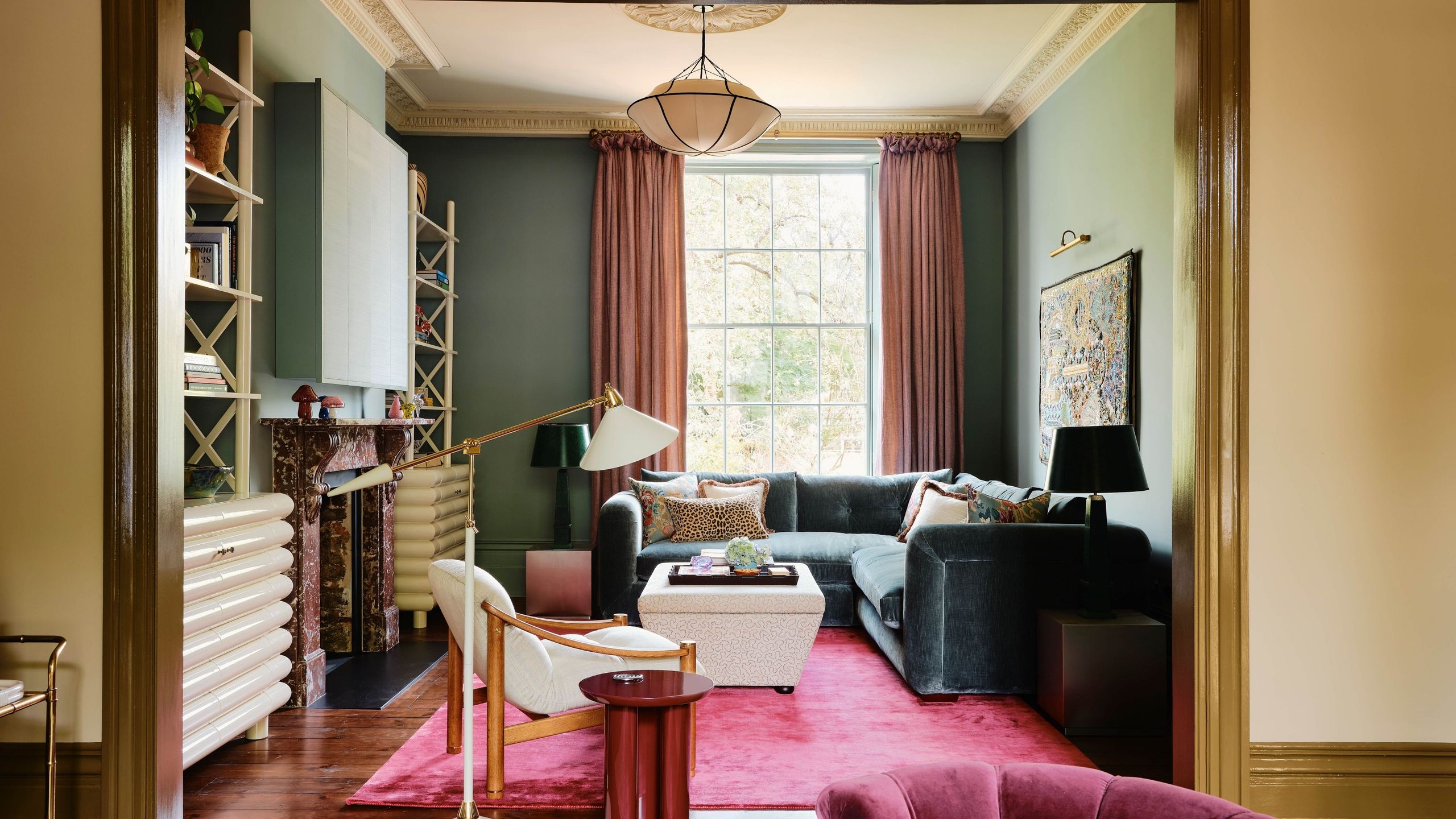 Ich bin nicht der größte Fan einer gemusterten Couch – aber diese 5 Sofa-Farbtrends werden mit Sicherheit das schicke, dezente Statement liefern, das ich mir im Jahr 2026 wünsche