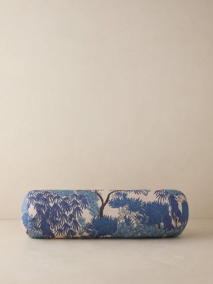 Garden Walk Leinenkissen von Sarah Sherman Samuel