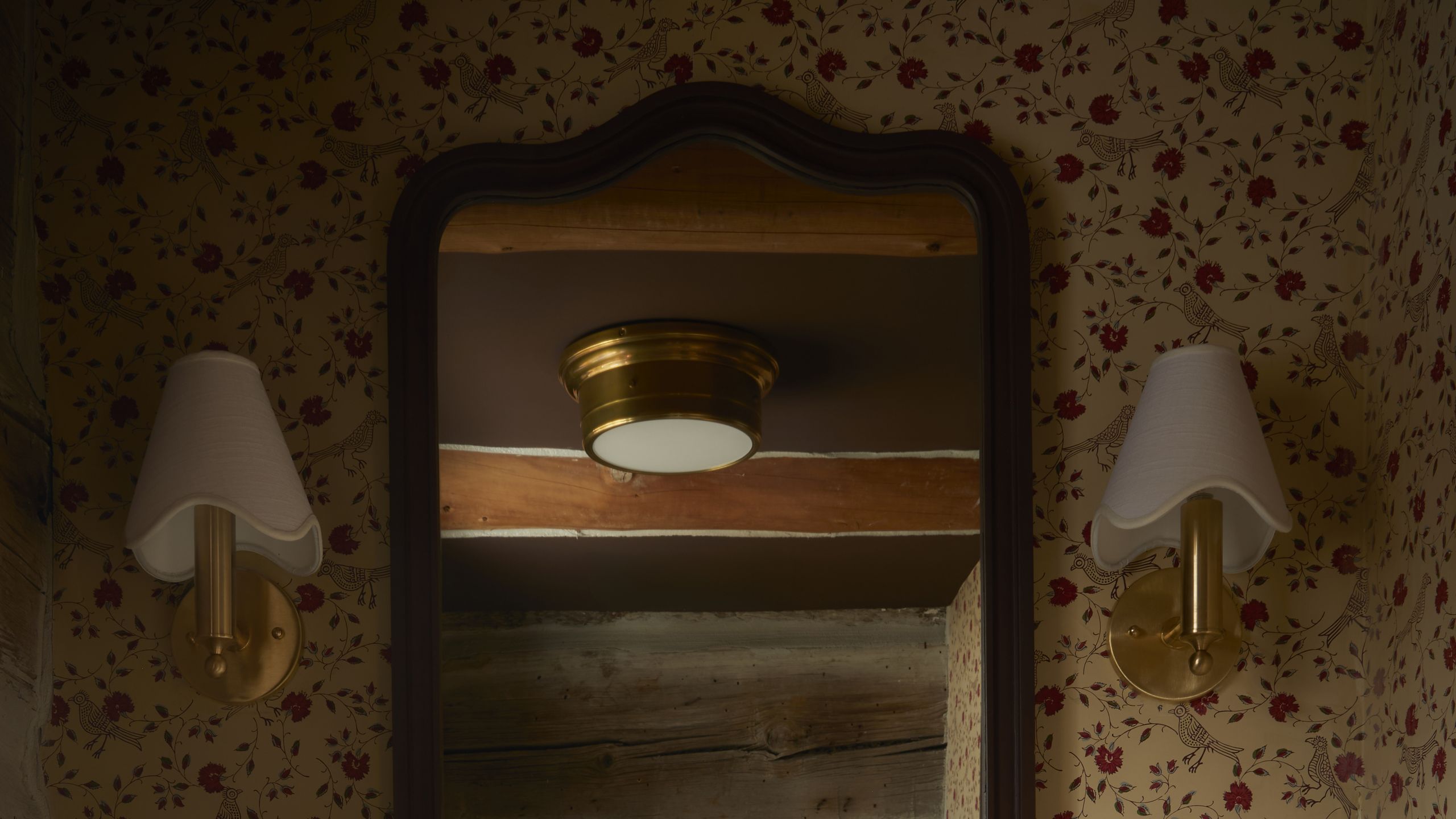 Das Hintergrundbild ist nicht zurück – es ist nie weggegangen, aber die Art und Weise, wie ich es jetzt verwende, fühlt sich wie ein komplettes Upgrade an