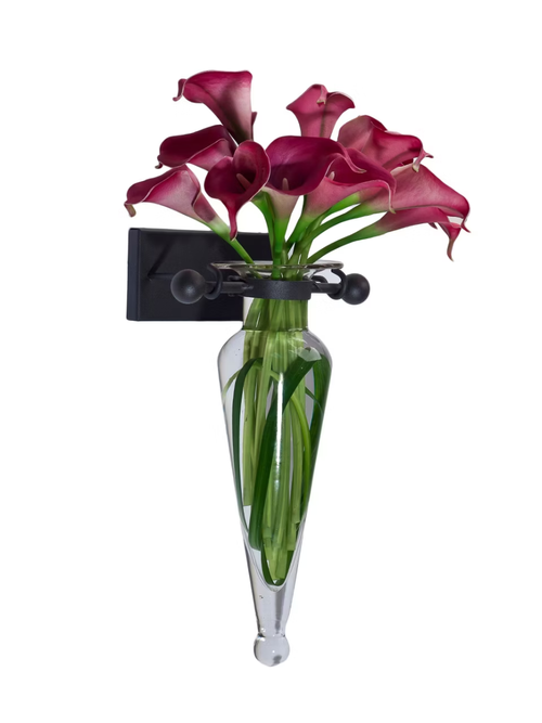 Amphorenvase auf Eisenleuchter 