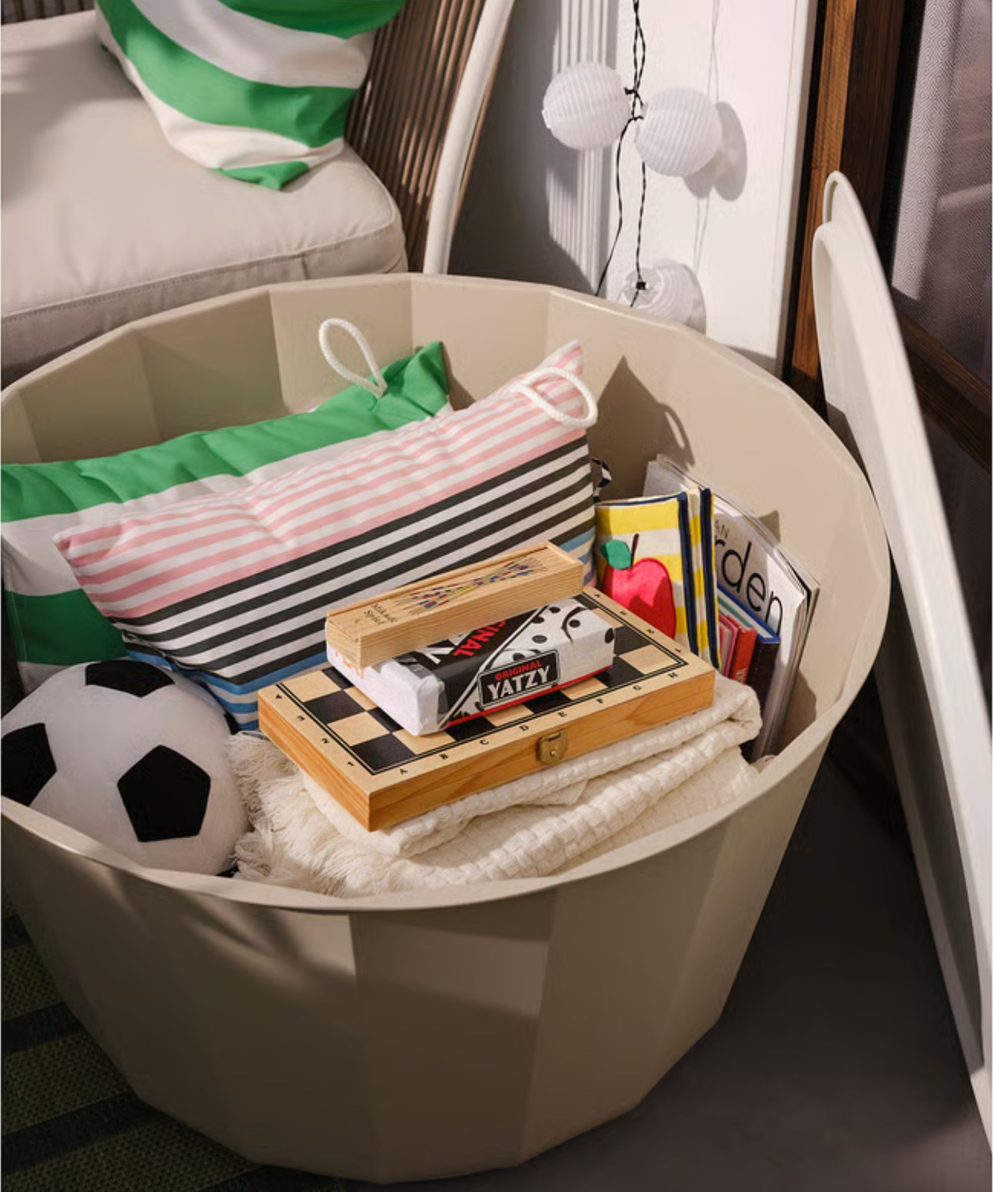 IKEA Outdoor LÅgaskÄr Couchtisch, Beige