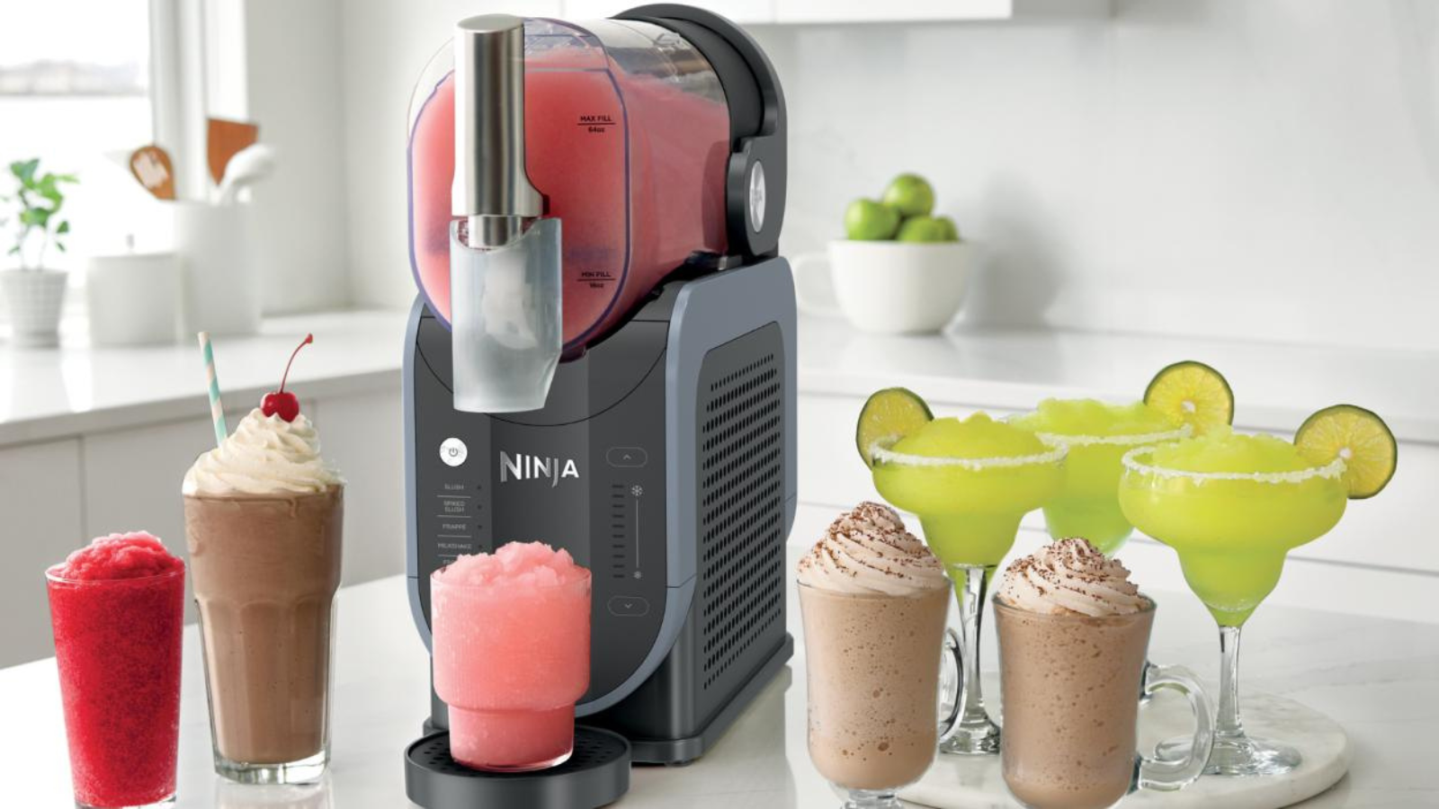 Das ausverkaufte Ninja Sushi bereitet Cocktails und Frappucinos zu