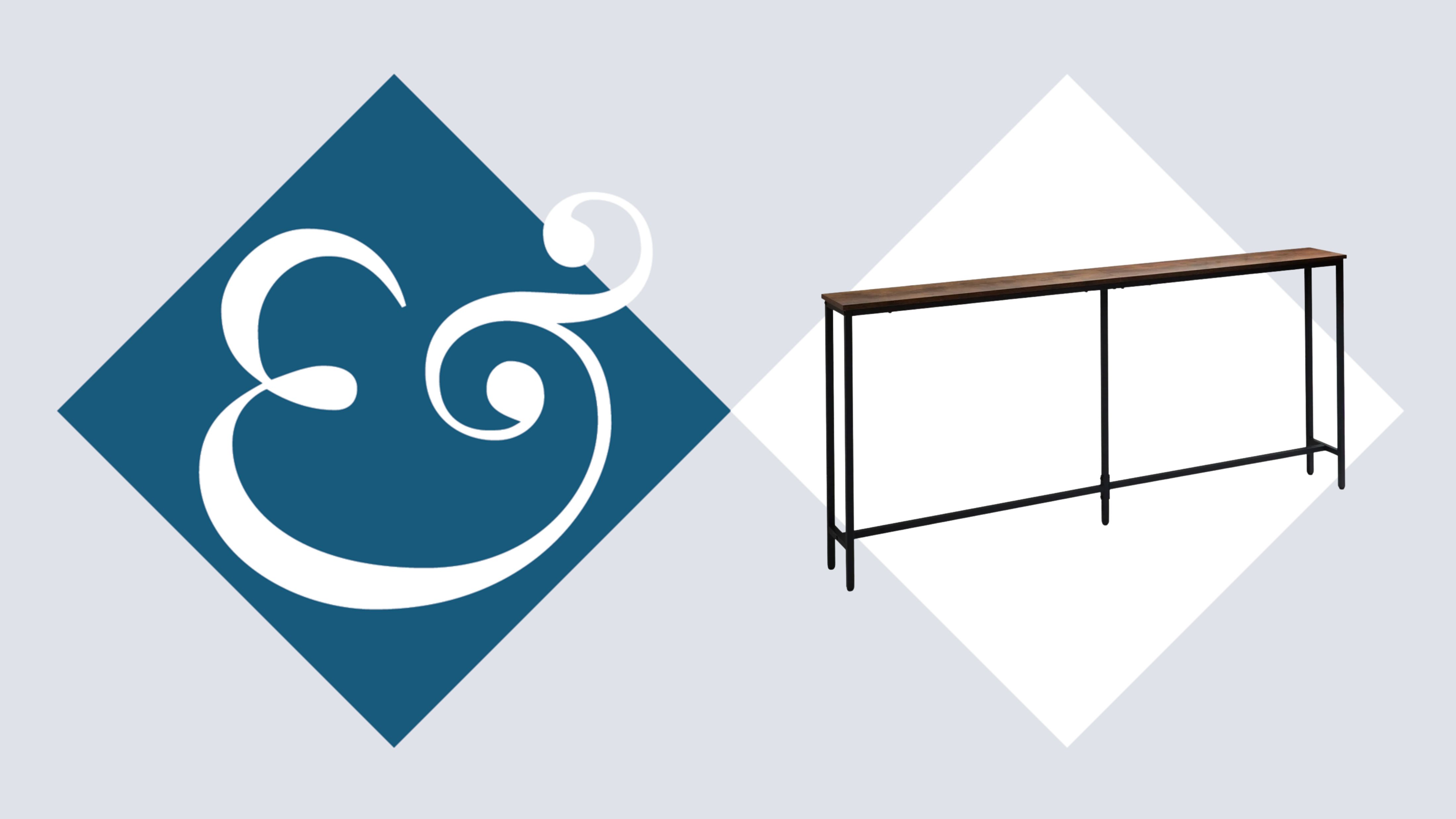 Viraler schmaler Sofatisch vor einem puderblauen, marineblauen und weißen Hintergrund mit dem H&G-Logo
