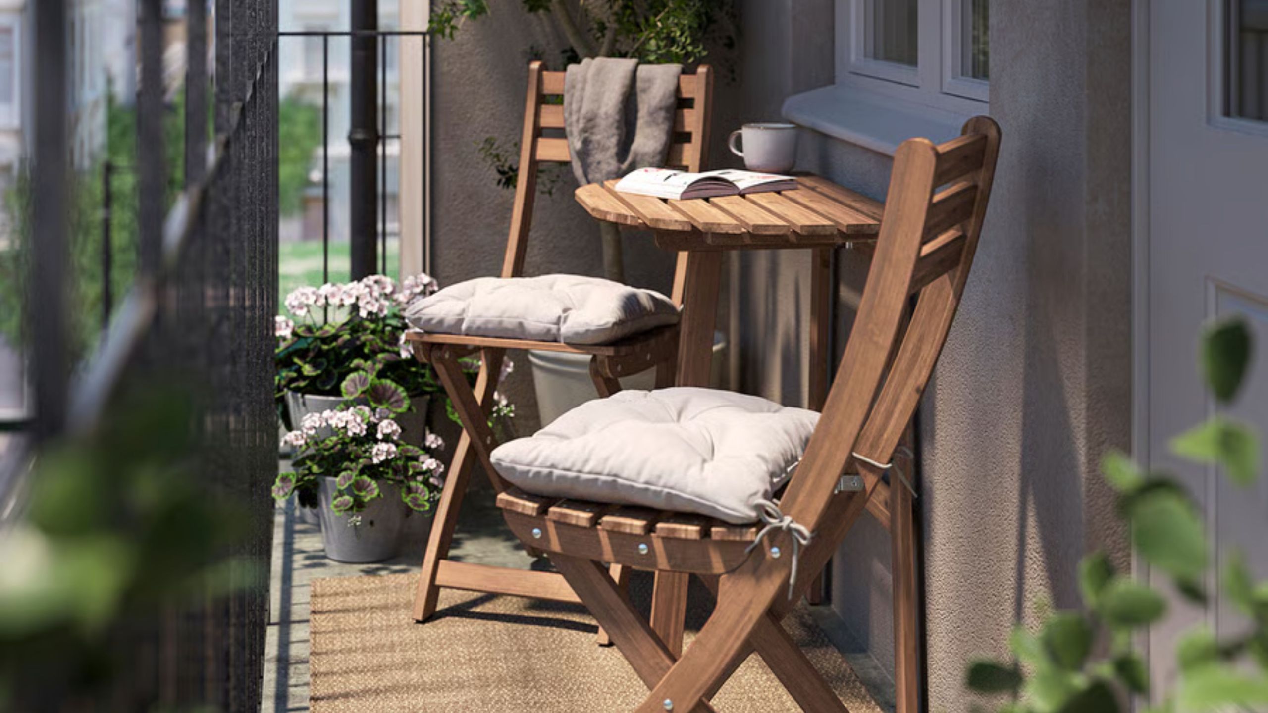 Dieses platzsparende IKEA-Set hat gerade mein gesamtes Garten-Bistro-Set ersetzt – und meine Terrasse fühlt sich doppelt so groß an