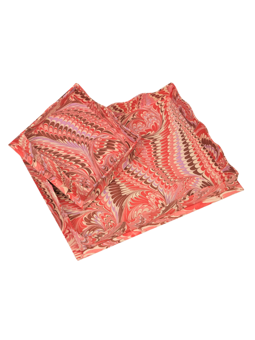 Handmarmorierte Tabletts mit Wellenschliff in Florentinerrosa