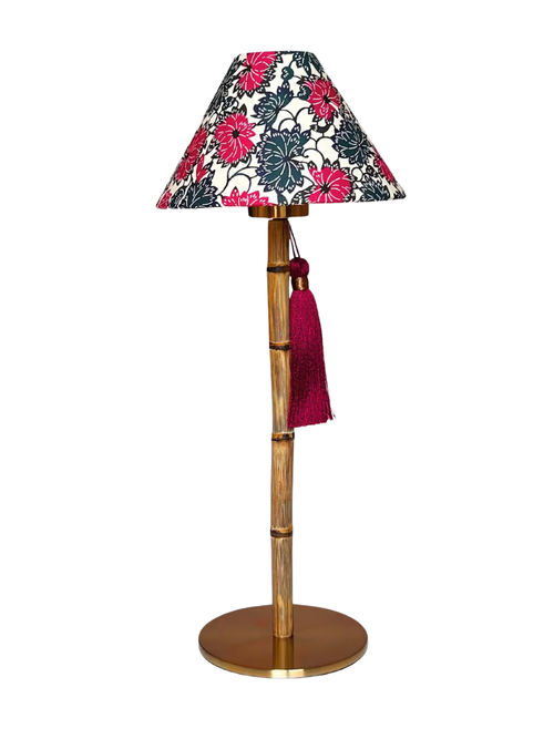 Atelier Orchard Akku-Tischlampe aus Bambus mit Quaste
