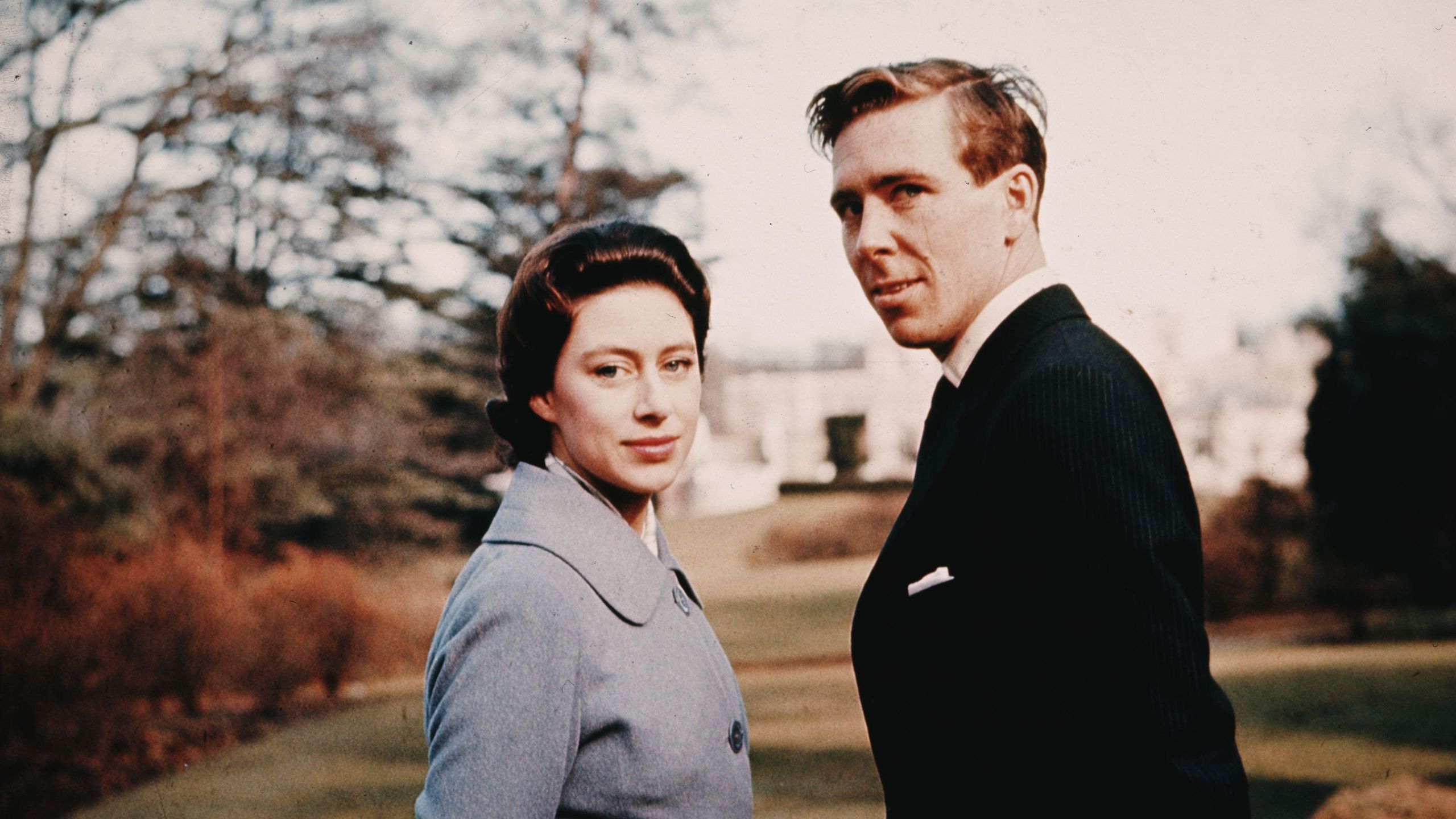 Das geheime Haus von Prinzessin Margaret und Lord Snowdon in Sussex ist der Inbegriff des Nachkriegs-Glamours in einem historischen Anwesen aus dem Jahr 1481