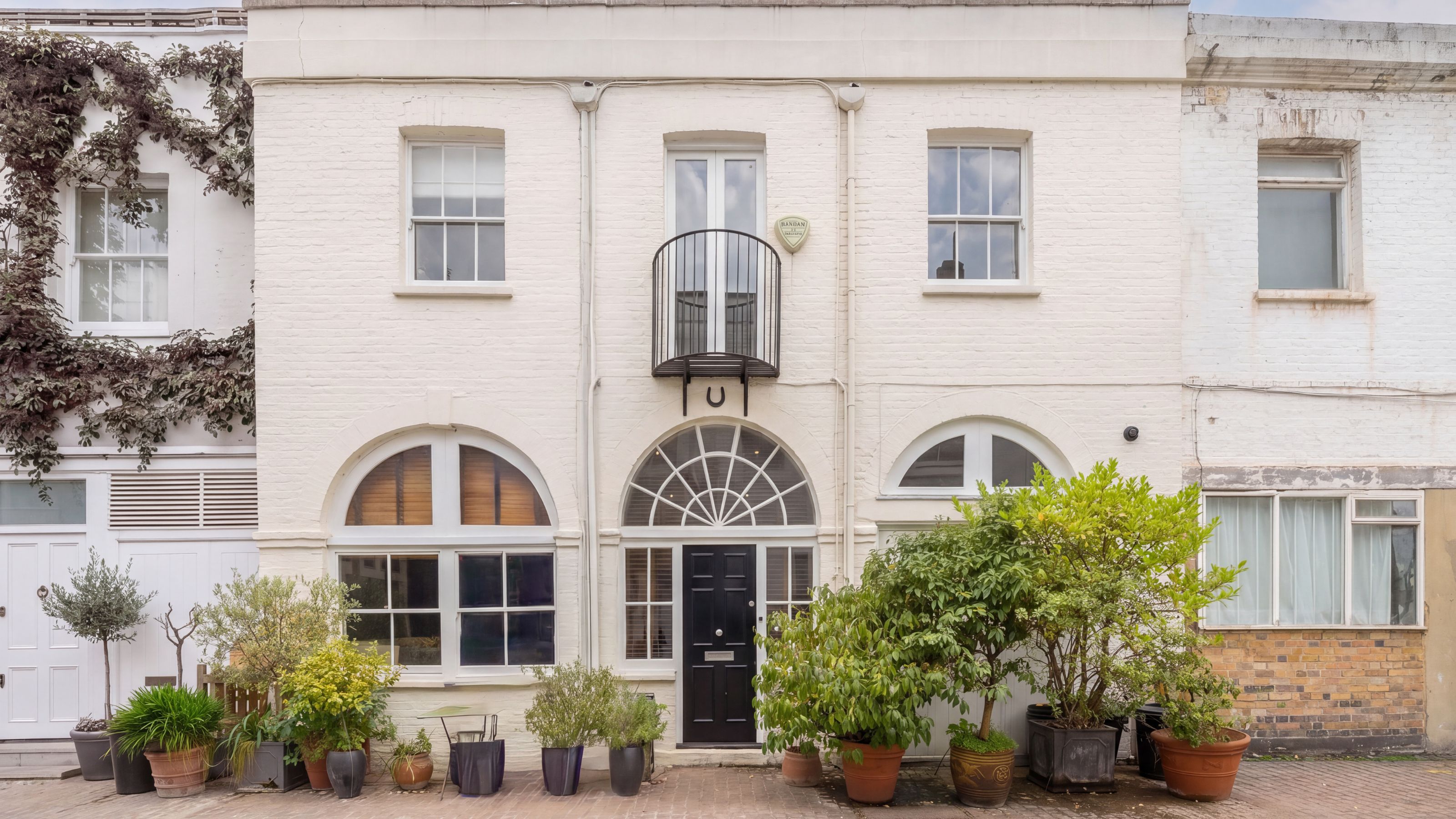 Madonnas Queen's Gate Mews