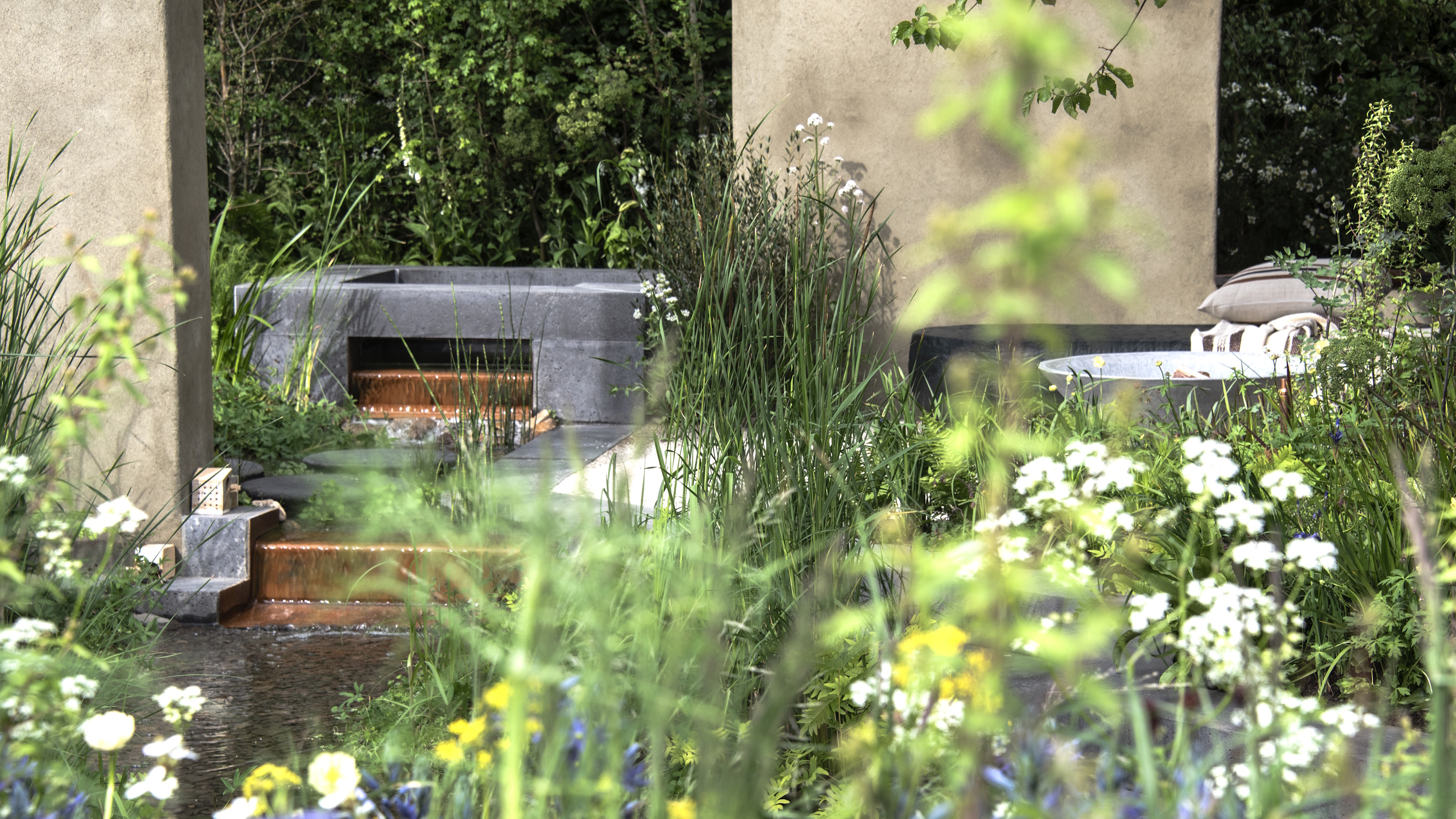 Wasserspiel auf der RHS Chelsea Flower Show 2026