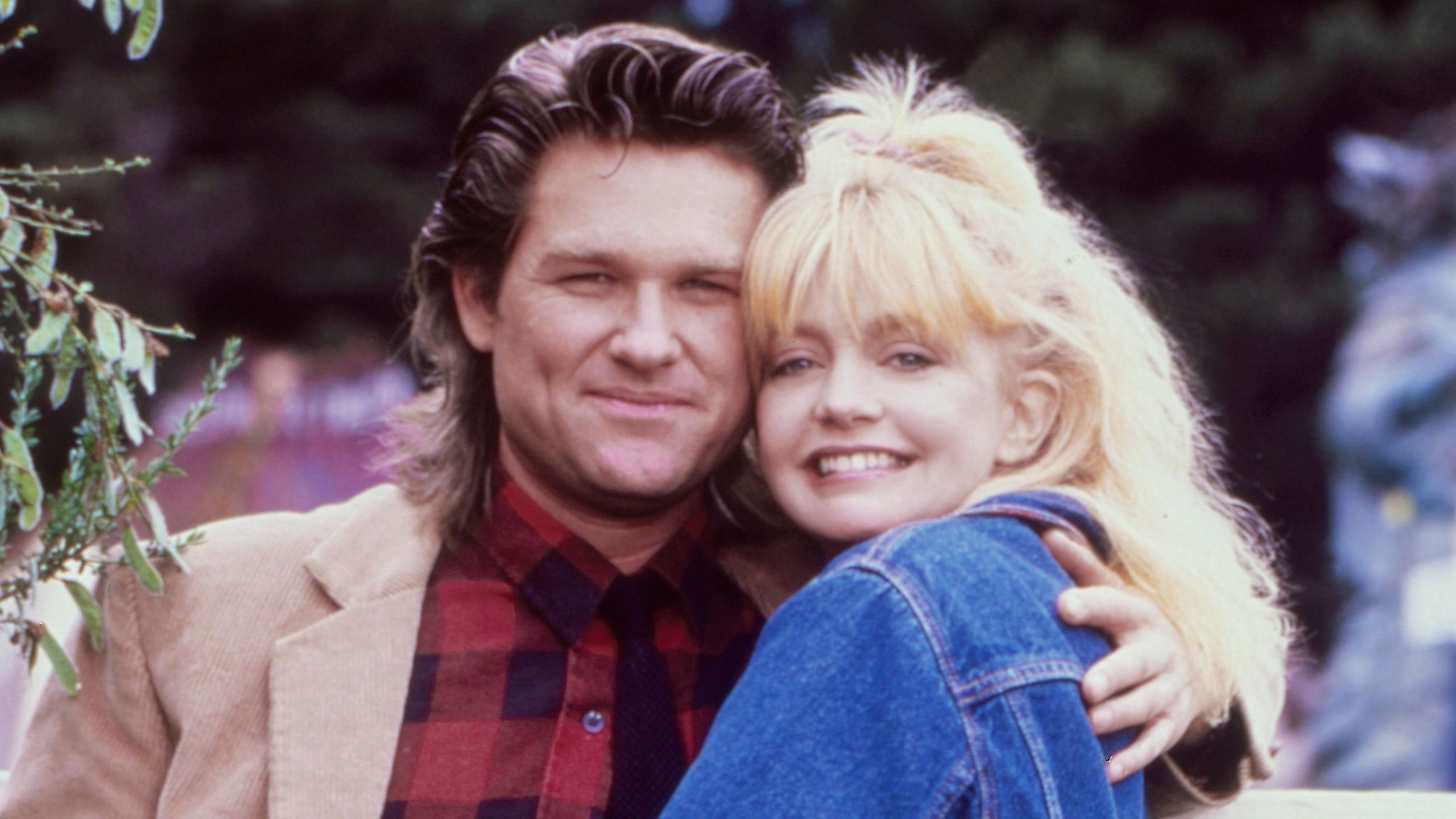 Der Eingangsbereich von Goldie Hawn und Kurt Russell beweist, dass Beige und Grau zusammenarbeiten können – aber nur, wenn diese eine Regel befolgt wird