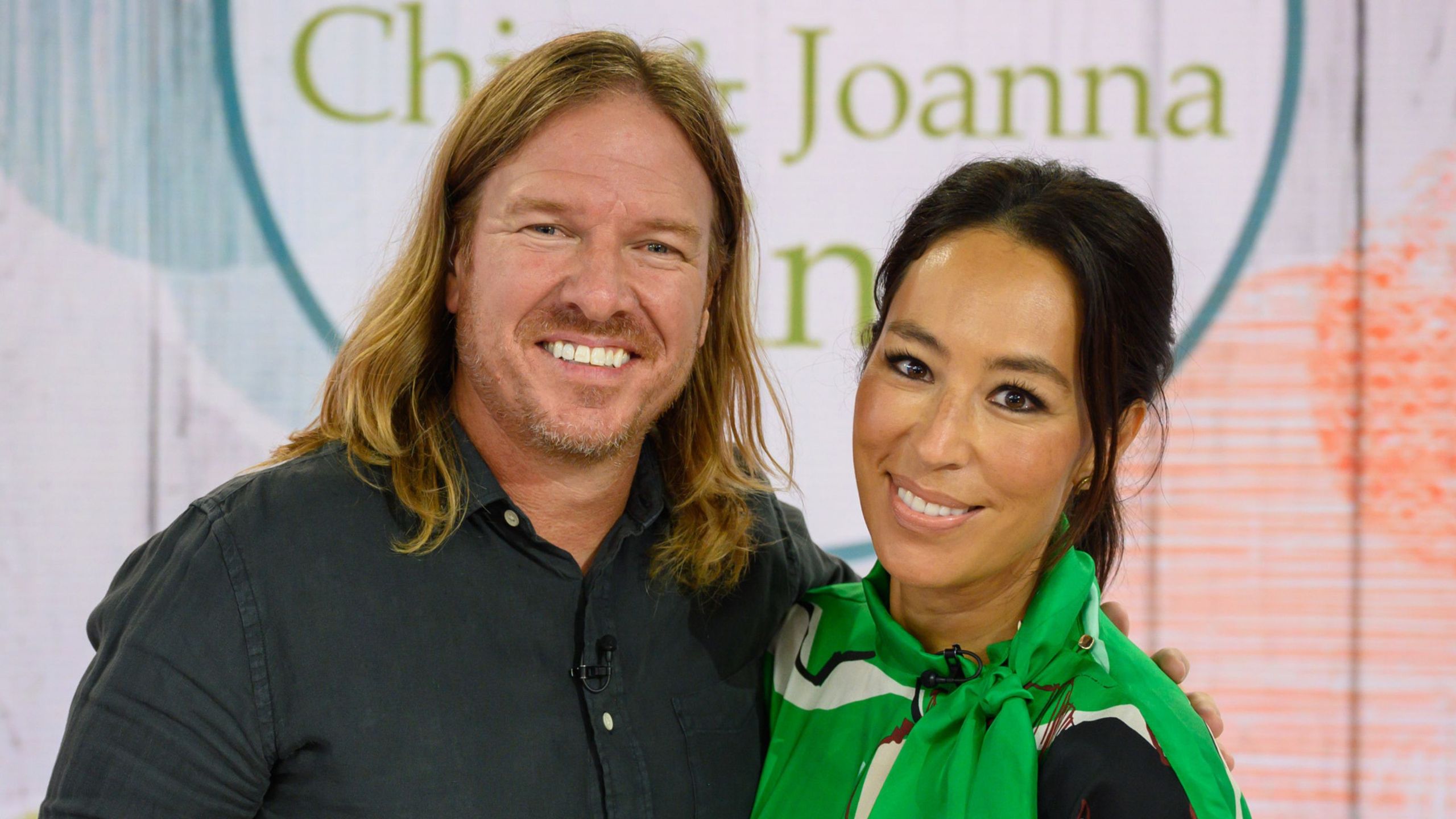 Die Veranda von Joanna und Chip Gaines löst das kurzlebige Dekor-Dilemma des Herbstes – sie setzt einen neuen Standard für dauerhaften Outdoor-Luxus