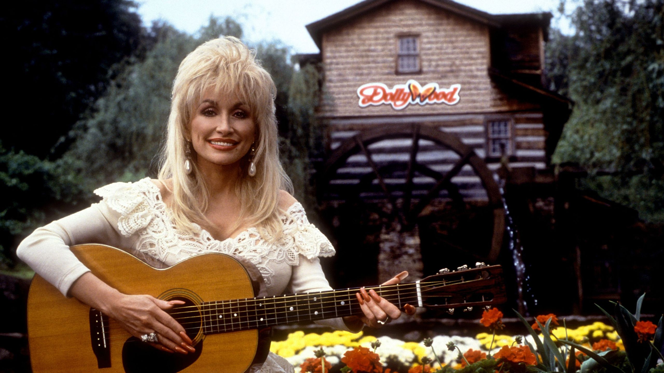 Dolly Partons Anwesen in Tennessee war ein Spiegelbild der Wurzeln, die sie nie zurückließ – der Rückzugsort, den sie mit ihrem Ehemann Carl Thomas Dean teilte