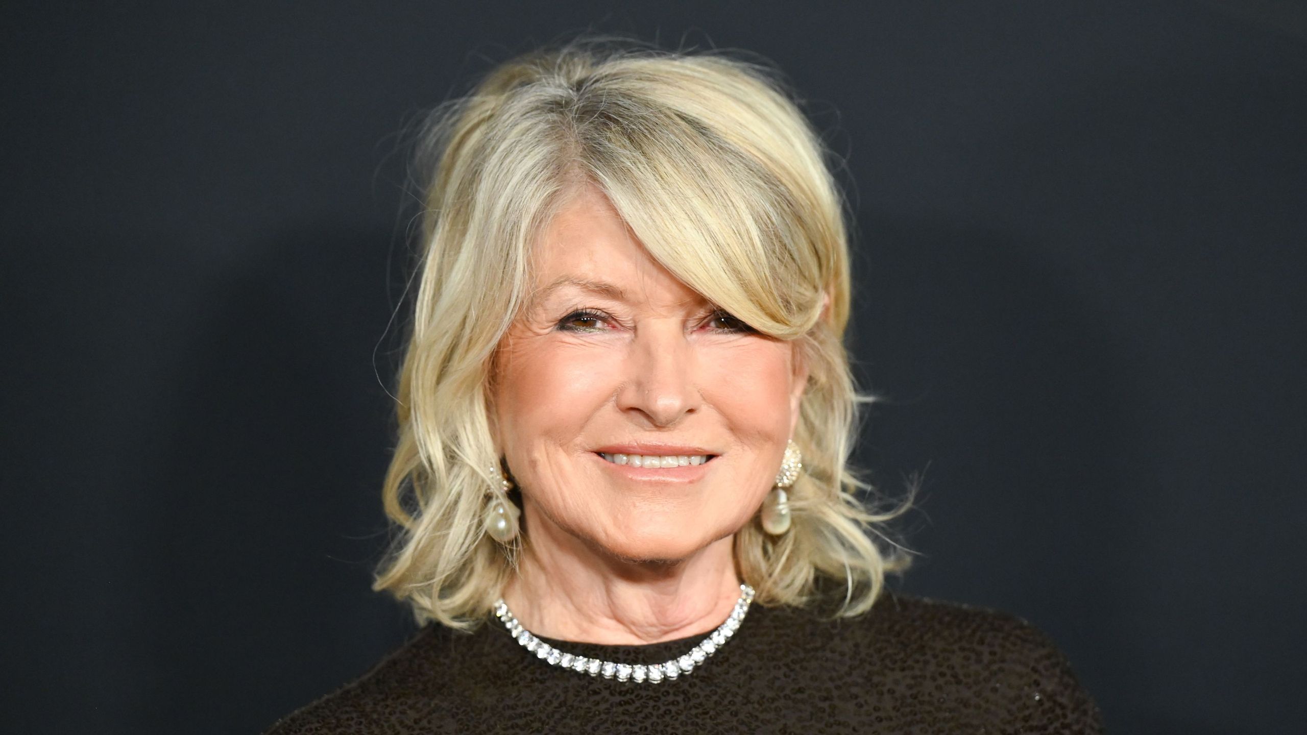 Martha Stewart hat mir beigebracht, wie ich in 15 Minuten einen Raum für die Party bereit mache – ich klaue ihre einfache Formel für den Tag der Arbeit