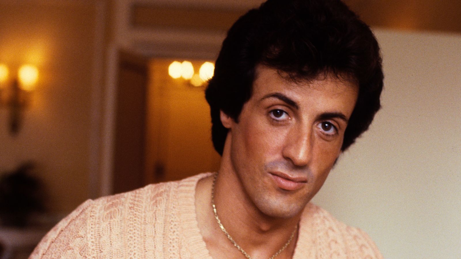 Sylvester Stallone auf weißem Hintergrund