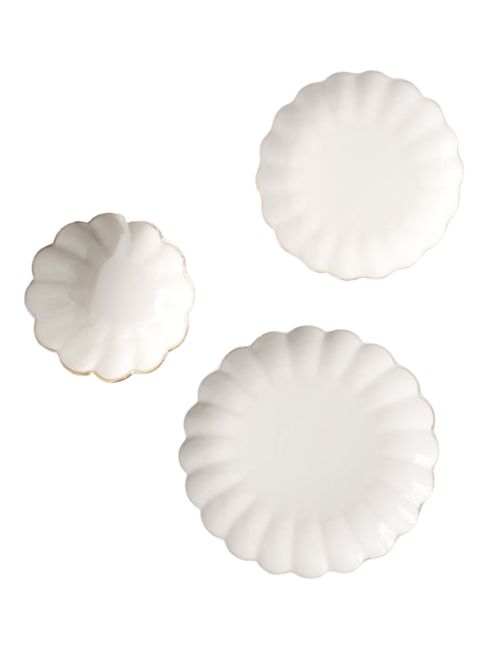 Cremefarbenes 3-teiliges Gedeck mit Wellenschliff