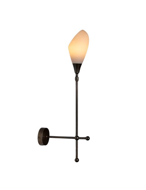 Wandleuchte aus Opalglas und Messing